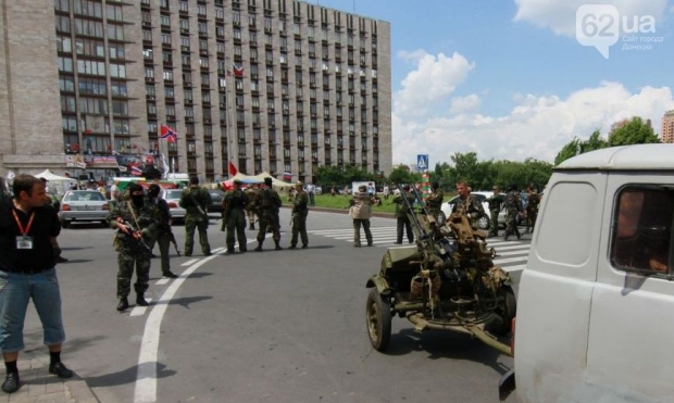 Пьяная сварка во время совещания главарей "ДНР" завершилась стрельбой, приехало множество скорых