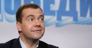 "Этот Медведев сломался, несите следующего" - российский премьер своими словами рас смешил всех до слез