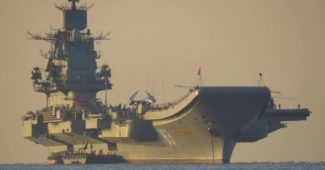 СРОЧНО! Ещё один российский истребитель сел мимо авианосца "Адмирал Кузнецов" и задел корабль который теперь тонет