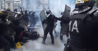 ЕВРО МОГУТ ОТМЕНИТЬ! Париж бунтует, массовые драки с полицией (ВИДЕО)