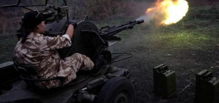 Страшный бой под Авдеевкой! Украинские ВДВшники крошат российских террористов (ВИДЕО)